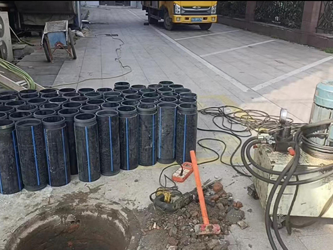 塘沽PE置换管厂家 DN315置换管 非开挖管短管置换